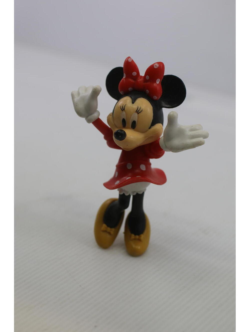 Figurine action figure Walt Disney toy Minnie Mouse
